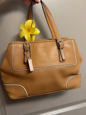 Classic Tan Leather Tote Bag with White Trim